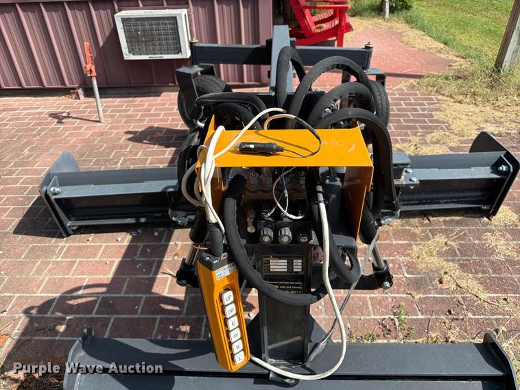 image for item DZ4869 2023 LandHonor GM-12-96W skid steer grader