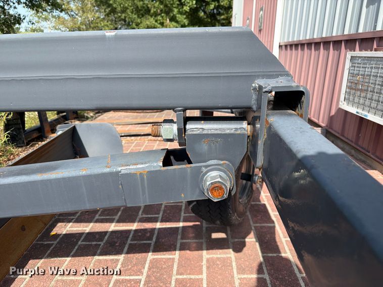 image for item DZ4869 2023 LandHonor GM-12-96W skid steer grader