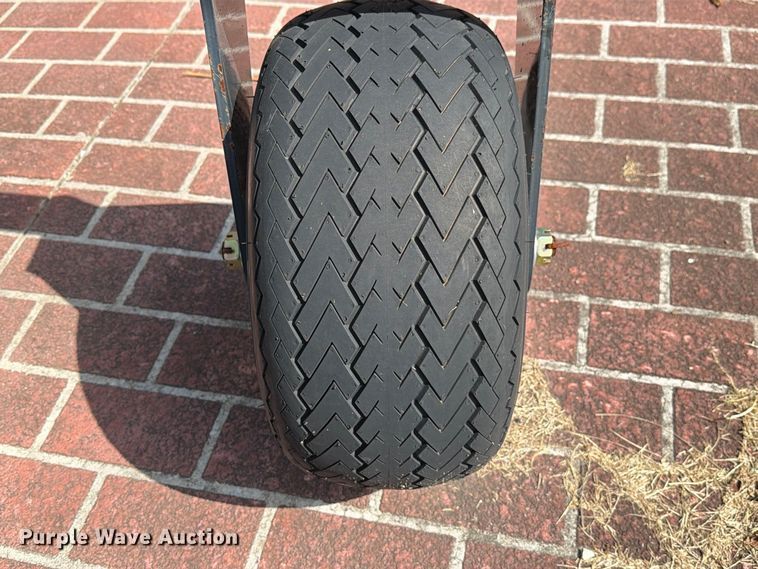 image for item DZ4869 2023 LandHonor GM-12-96W skid steer grader