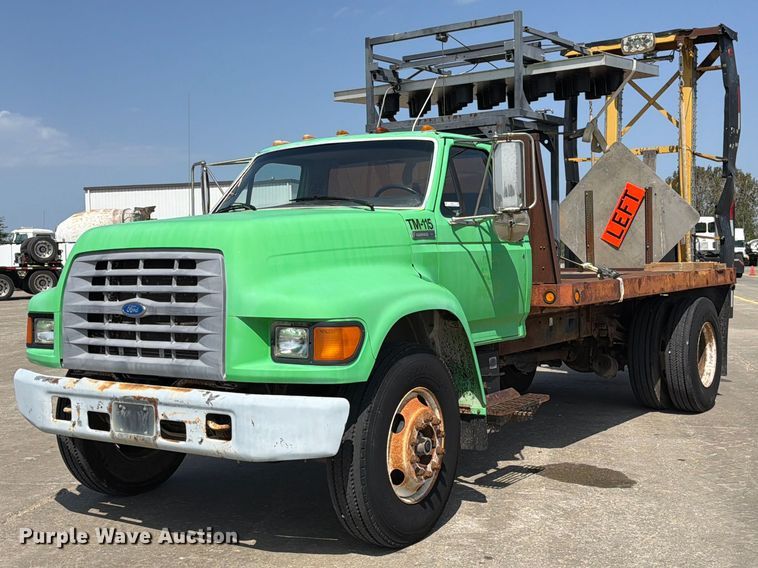 1997 Ford F800 flatbed truck with crash attenuator