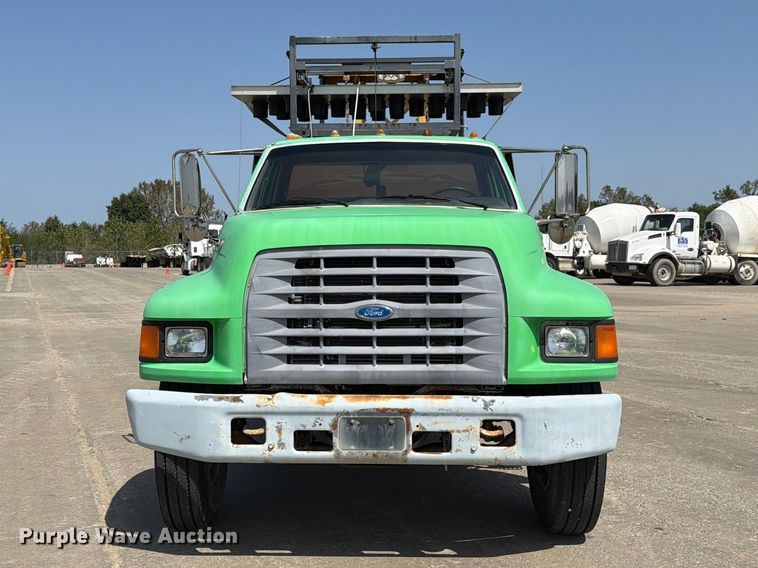 image for item DZ4870 1997 Ford F800 flatbed truck with crash attenuator  