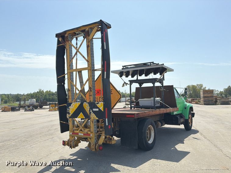 image for item DZ4870 1997 Ford F800 flatbed truck with crash attenuator  