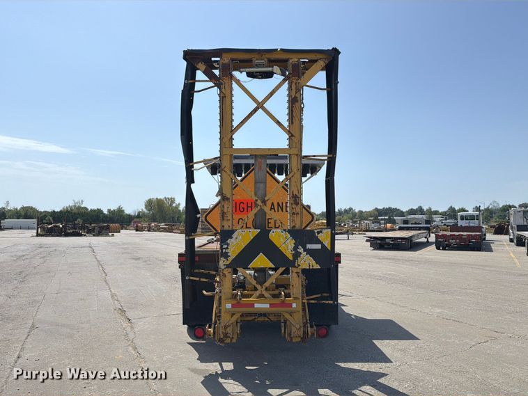 image for item DZ4870 1997 Ford F800 flatbed truck with crash attenuator  