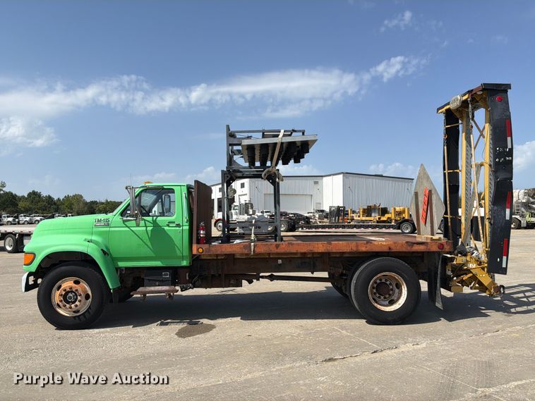 image for item DZ4870 1997 Ford F800 flatbed truck with crash attenuator  