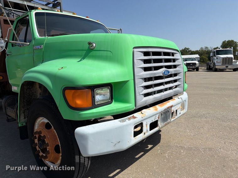 image for item DZ4870 1997 Ford F800 flatbed truck with crash attenuator  
