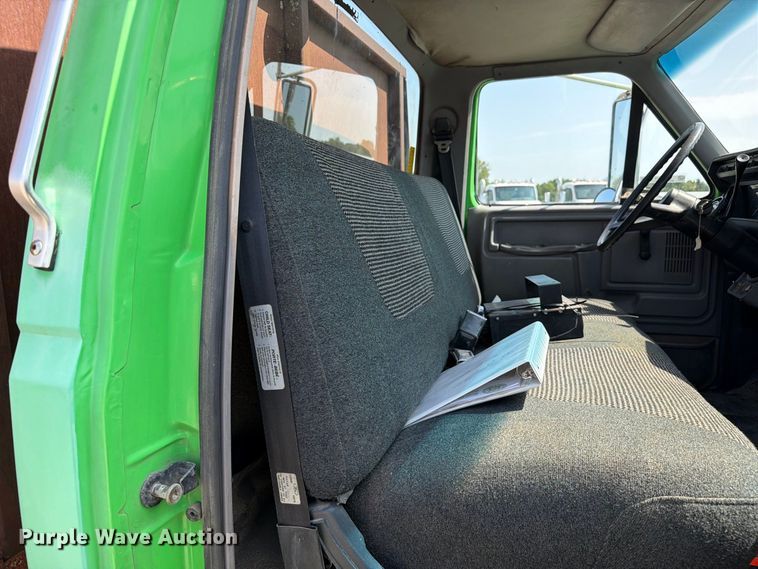 image for item DZ4870 1997 Ford F800 flatbed truck with crash attenuator  