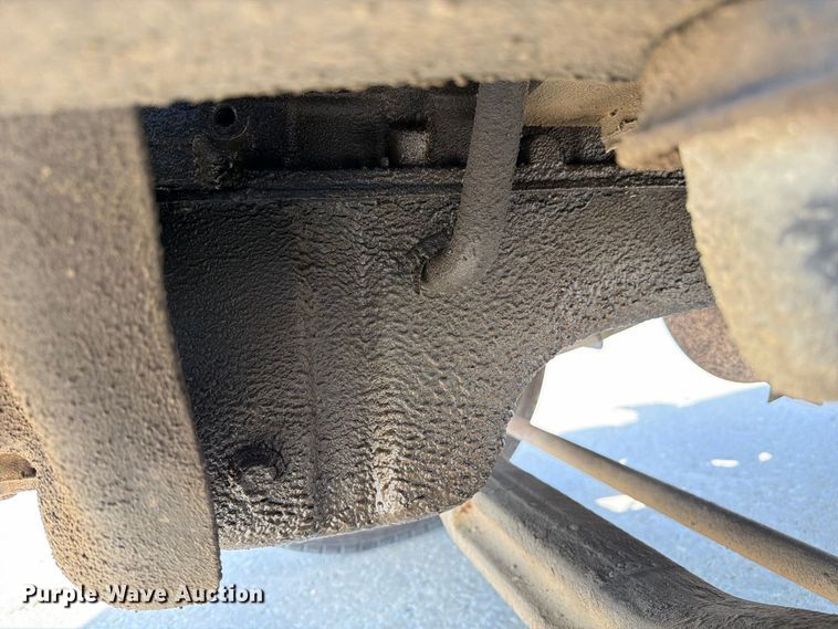 image for item DZ4870 1997 Ford F800 flatbed truck with crash attenuator  