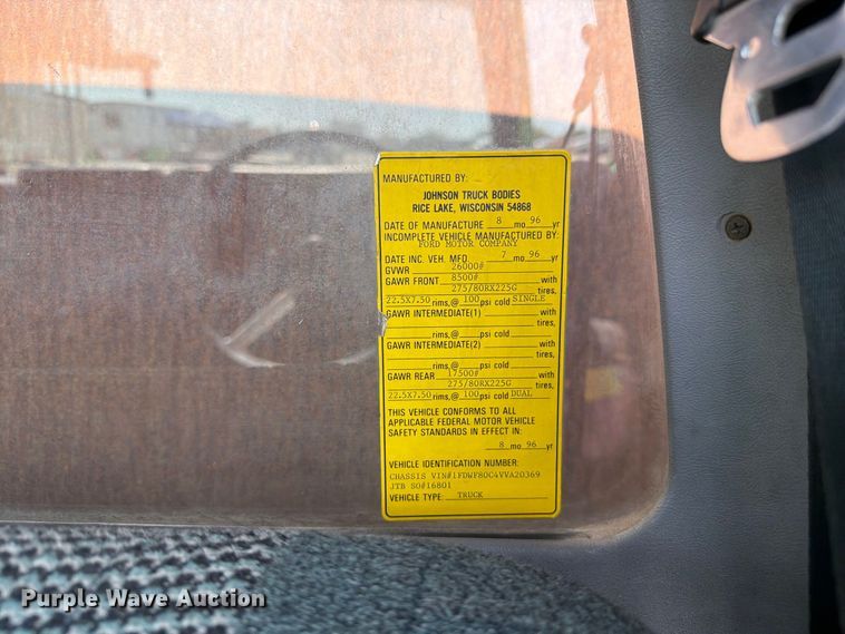 image for item DZ4870 1997 Ford F800 flatbed truck with crash attenuator  