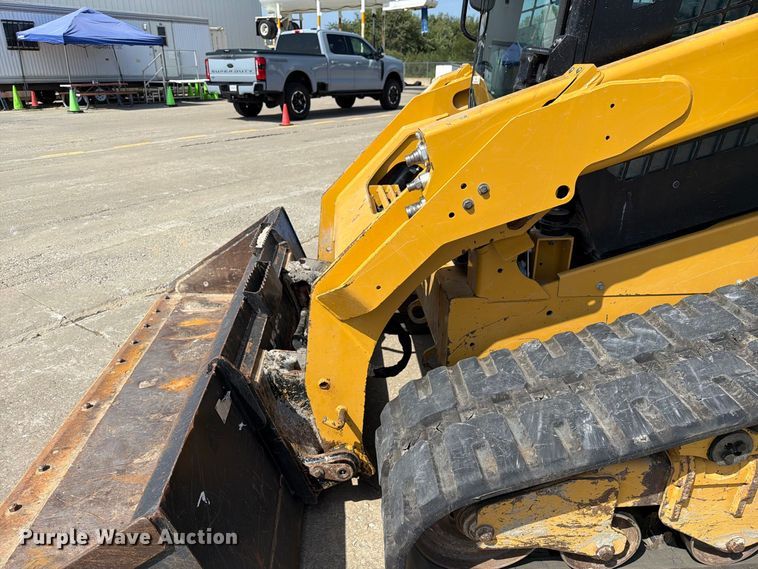 image for item DZ4872 2023 Caterpillar 299D3 tracked skid steer loader