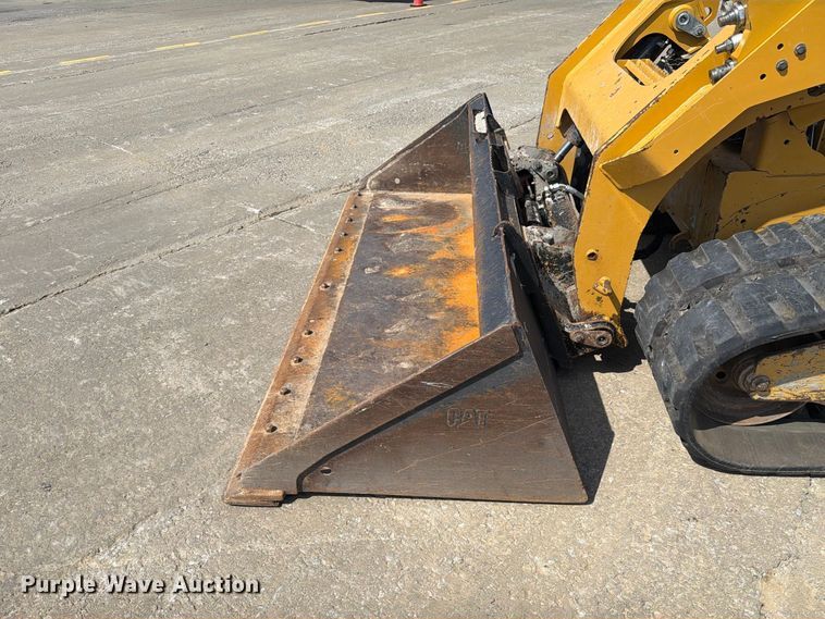 image for item DZ4872 2023 Caterpillar 299D3 tracked skid steer loader