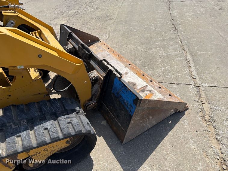 image for item DZ4872 2023 Caterpillar 299D3 tracked skid steer loader