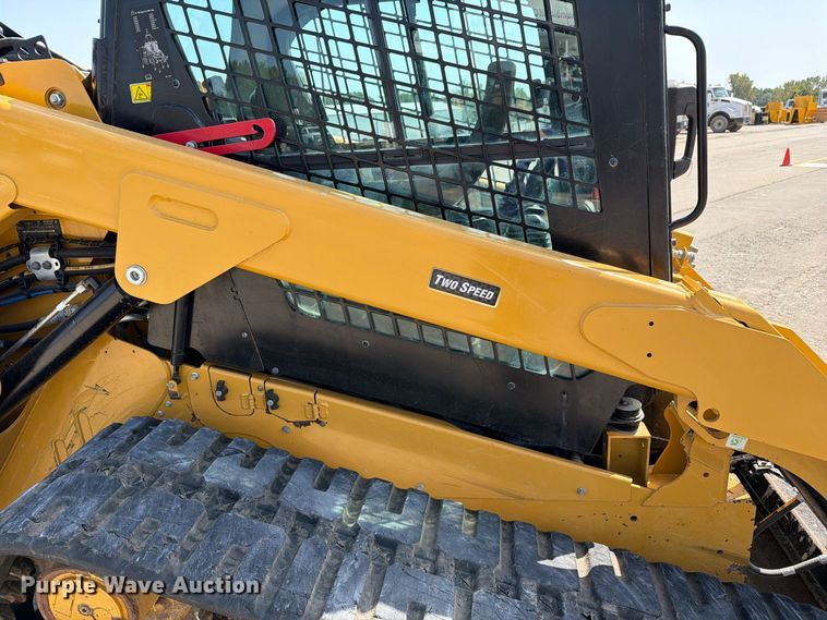 image for item DZ4872 2023 Caterpillar 299D3 tracked skid steer loader