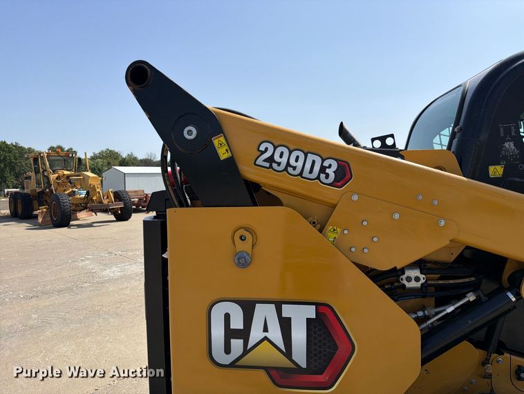 image for item DZ4872 2023 Caterpillar 299D3 tracked skid steer loader
