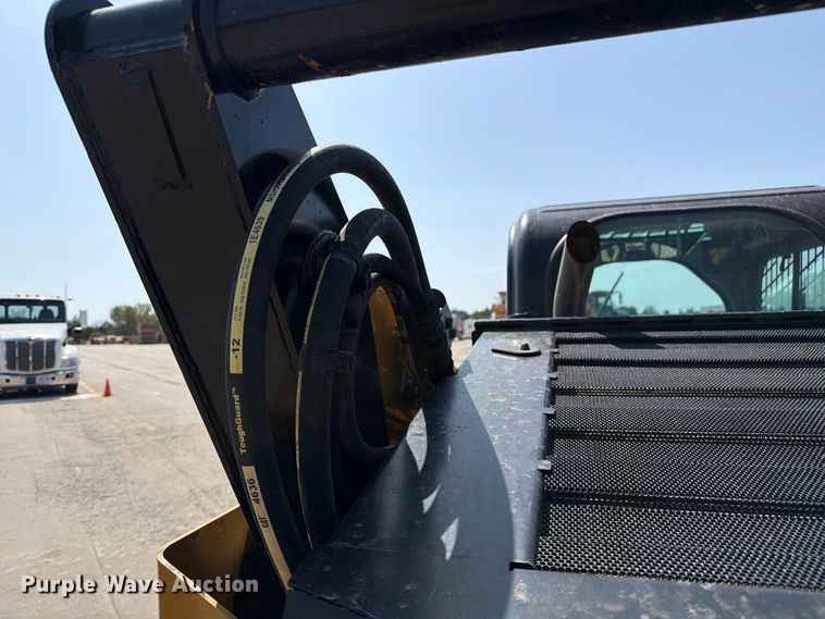 image for item DZ4872 2023 Caterpillar 299D3 tracked skid steer loader