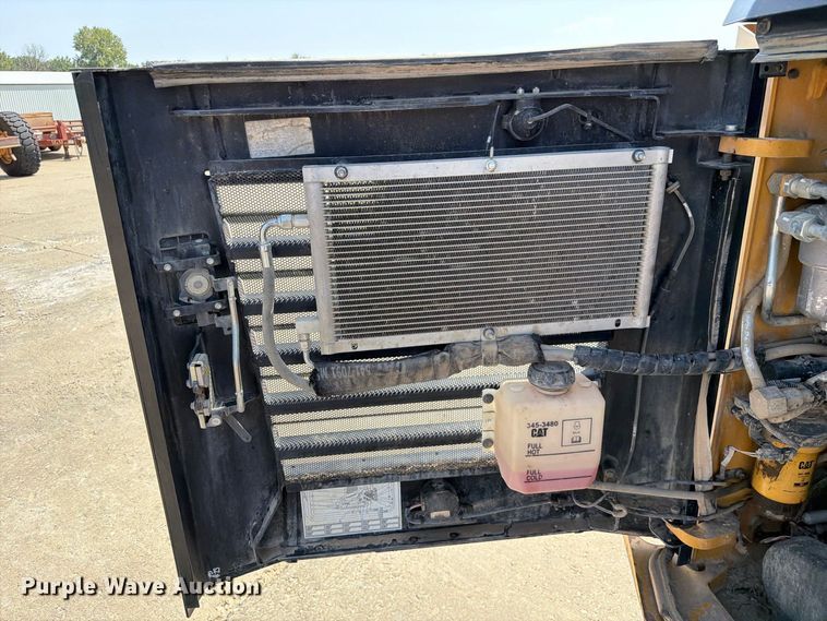 image for item DZ4872 2023 Caterpillar 299D3 tracked skid steer loader