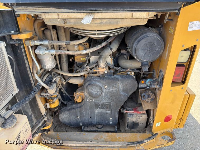 image for item DZ4872 2023 Caterpillar 299D3 tracked skid steer loader