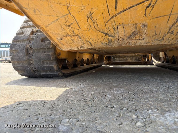 image for item DZ4872 2023 Caterpillar 299D3 tracked skid steer loader