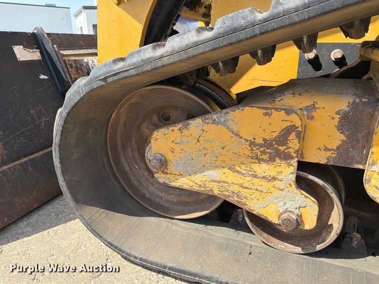 image for item DZ4872 2023 Caterpillar 299D3 tracked skid steer loader