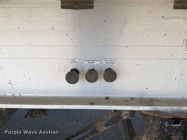 image for item DZ4874 2016 Travis S/96 end dump trailer