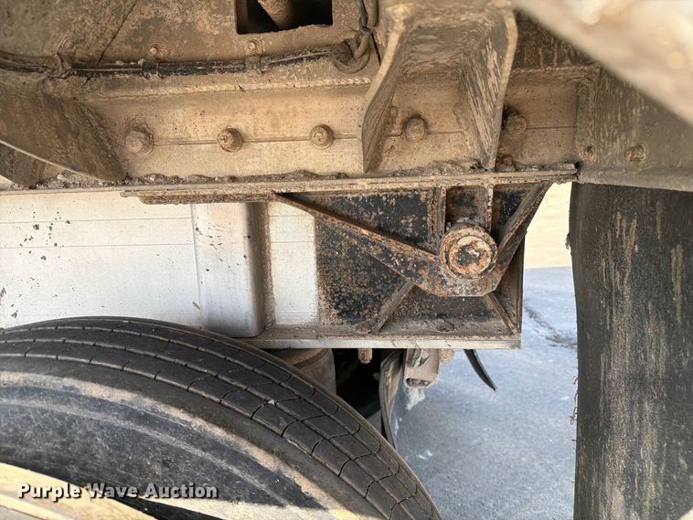 image for item DZ4874 2016 Travis S/96 end dump trailer