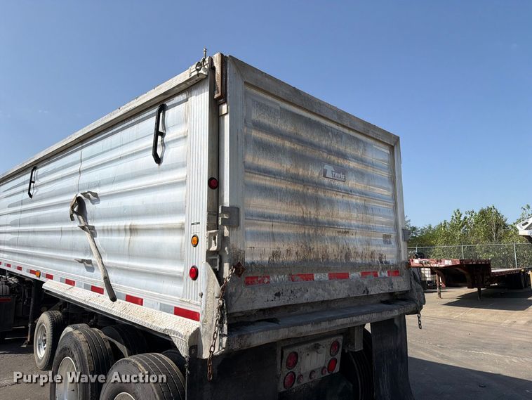image for item DZ4874 2016 Travis S/96 end dump trailer