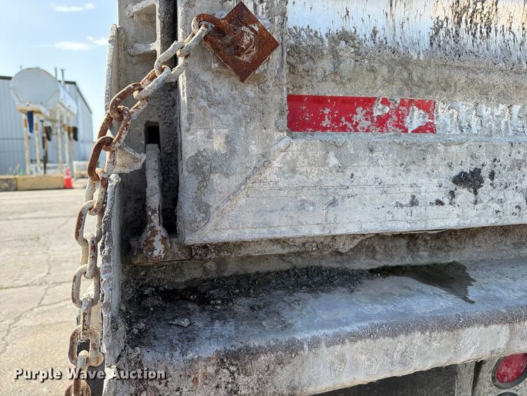 image for item DZ4874 2016 Travis S/96 end dump trailer