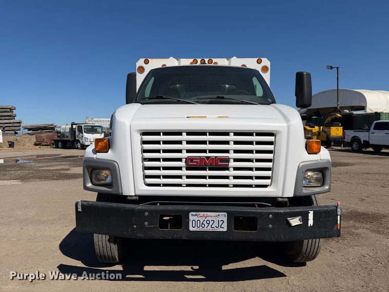 image for item EA0044 2005 GMC C6 chipper truck