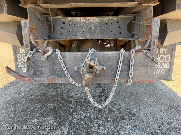 image for item EA0044 2005 GMC C6 chipper truck