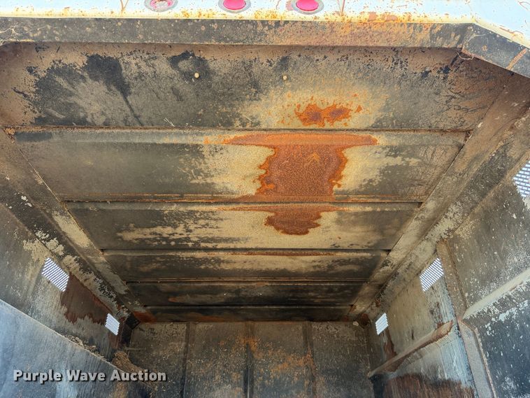 image for item EA0044 2005 GMC C6 chipper truck