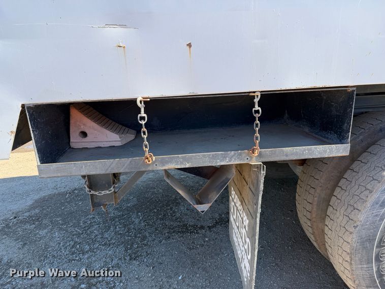 image for item EA0044 2005 GMC C6 chipper truck