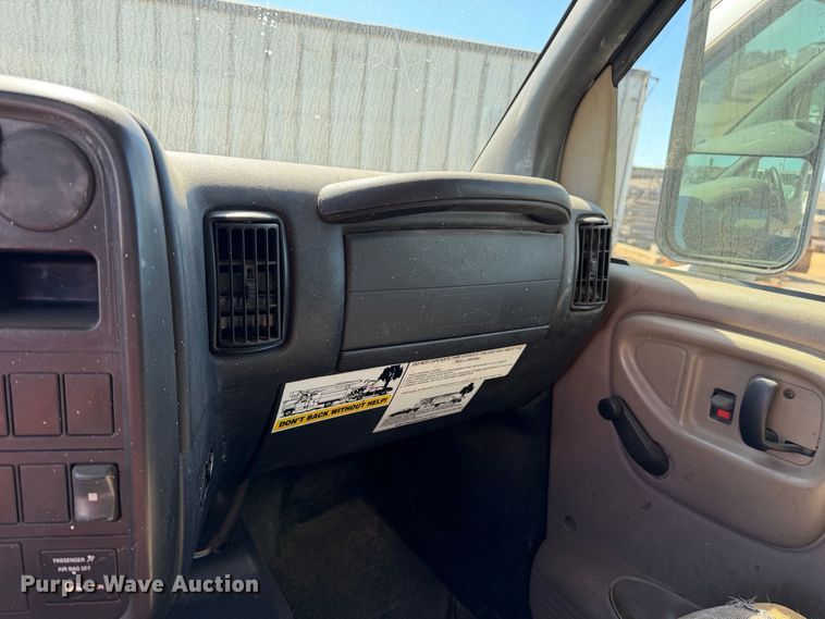 image for item EA0044 2005 GMC C6 chipper truck