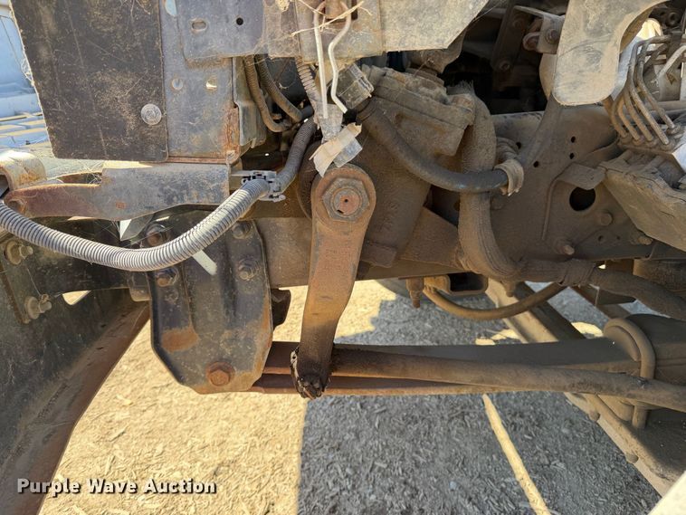 image for item EA0044 2005 GMC C6 chipper truck