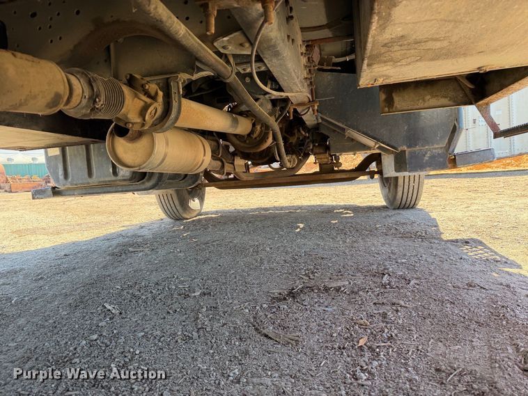image for item EA0044 2005 GMC C6 chipper truck