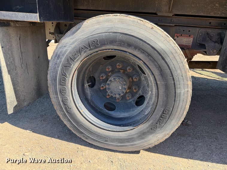image for item EA0044 2005 GMC C6 chipper truck