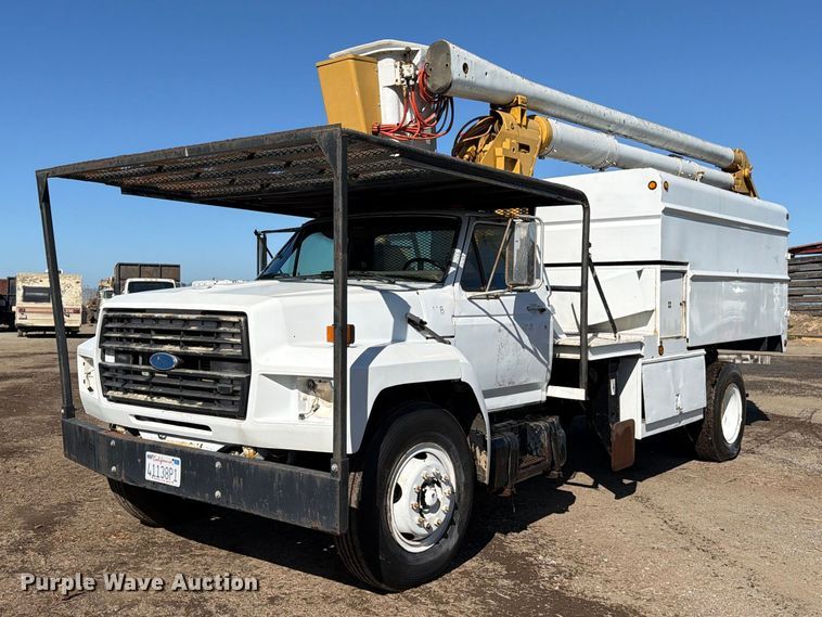 image for item EA0047 1991 Ford F700 forestry bucket truck