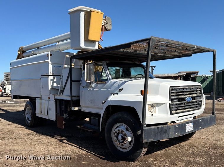 image for item EA0047 1991 Ford F700 forestry bucket truck