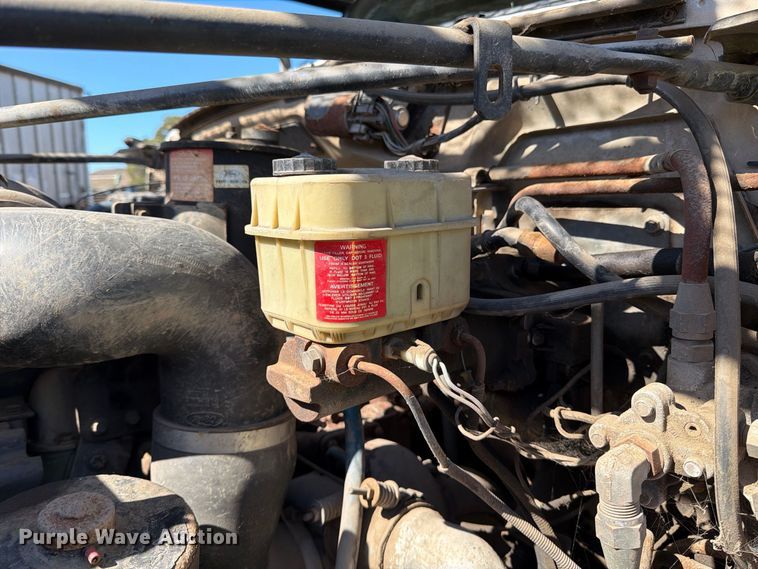 image for item EA0047 1991 Ford F700 forestry bucket truck