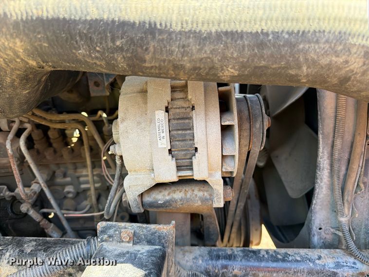image for item EA0047 1991 Ford F700 forestry bucket truck