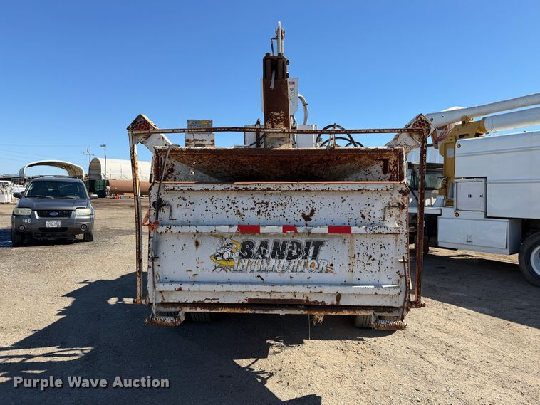 image for item EA0048 2004 Bandit 1890HD wood chipper