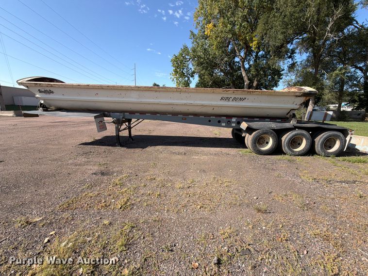 image for item EA0470 2008 SmithCo  side dump trailer