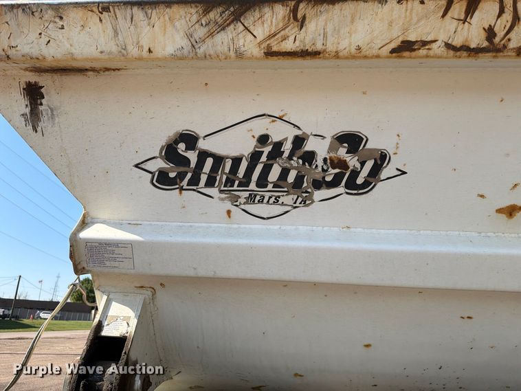 image for item EA0470 2008 SmithCo  side dump trailer