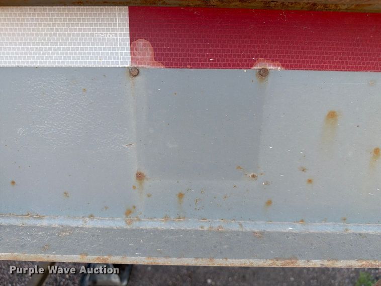 image for item EA0470 2008 SmithCo  side dump trailer