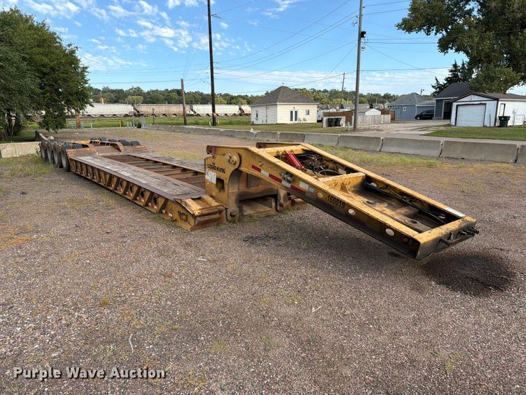 image for item EA0472 2001 Load King lowboy equipment trailer