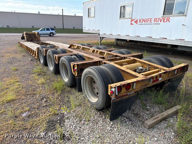 image for item EA0472 2001 Load King lowboy equipment trailer