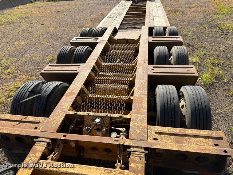 image for item EA0472 2001 Load King lowboy equipment trailer