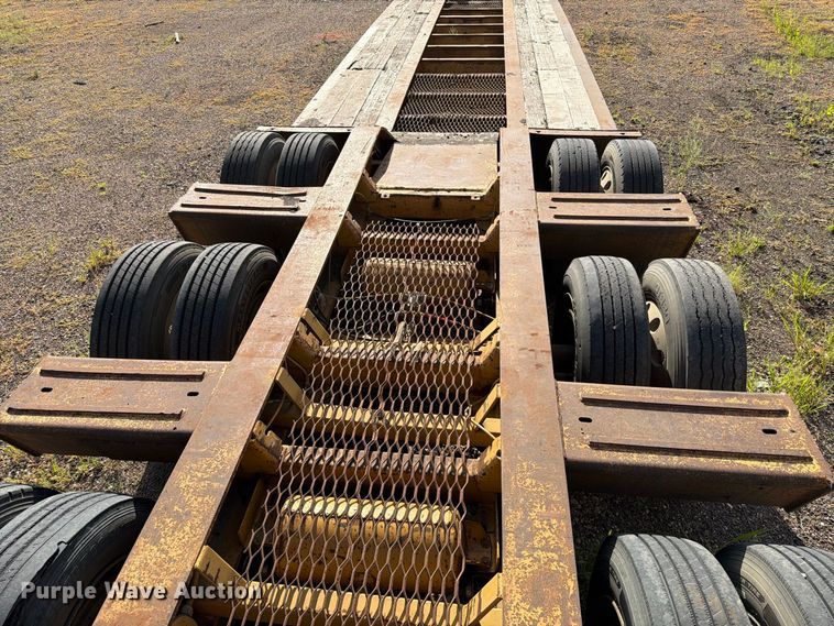 image for item EA0472 2001 Load King lowboy equipment trailer