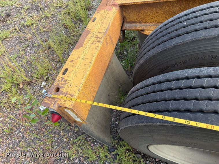 image for item EA0472 2001 Load King lowboy equipment trailer
