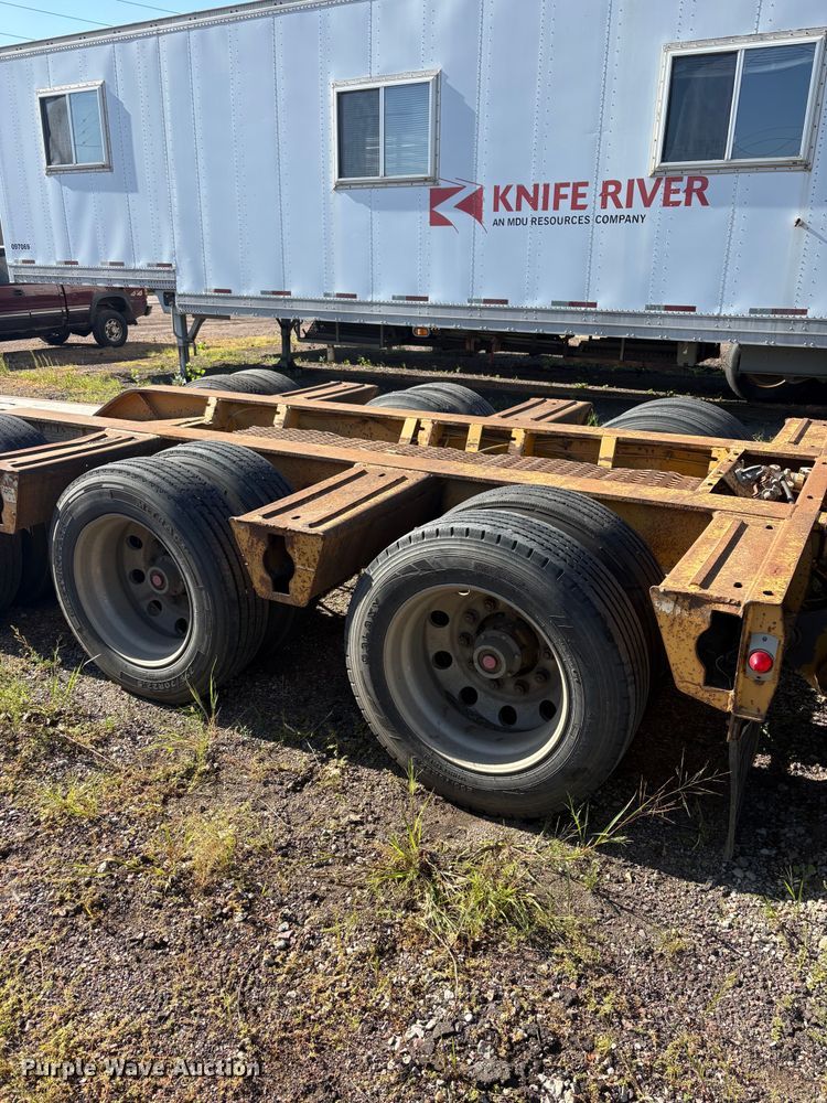 image for item EA0472 2001 Load King lowboy equipment trailer