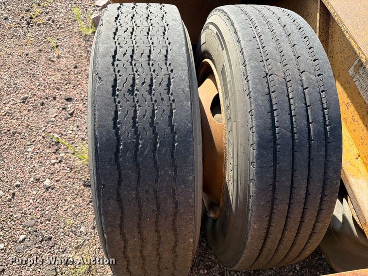 image for item EA0472 2001 Load King lowboy equipment trailer
