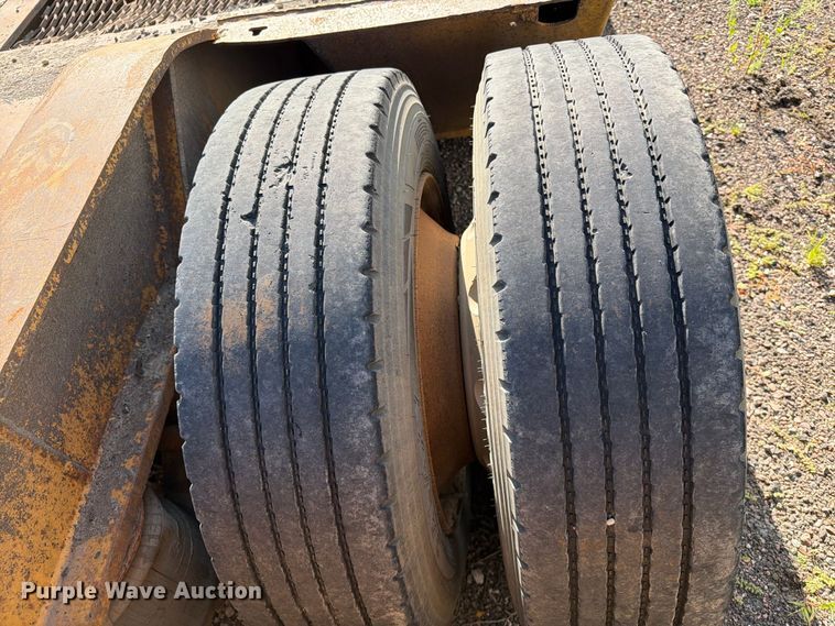 image for item EA0472 2001 Load King lowboy equipment trailer